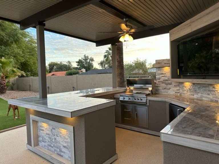 KoKoMo Bermuda Outdoor Kitchen & Bar with TV and Fire Feature